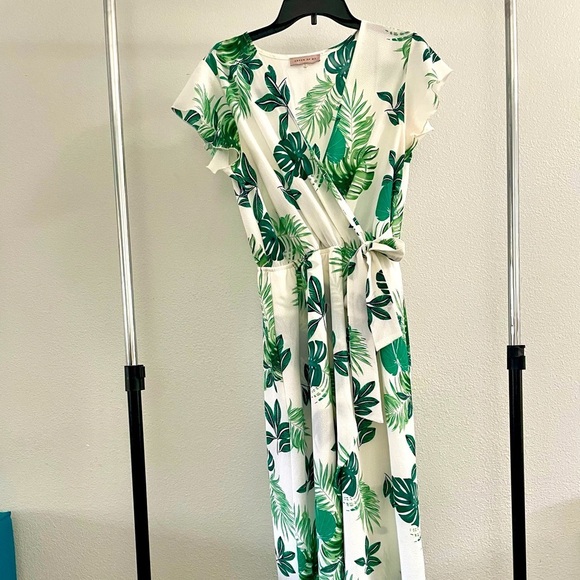🍀Dream of Me Palm Banana Leaf Tropical Maxi Wrap Dress Sz L - Picture 2 of 13